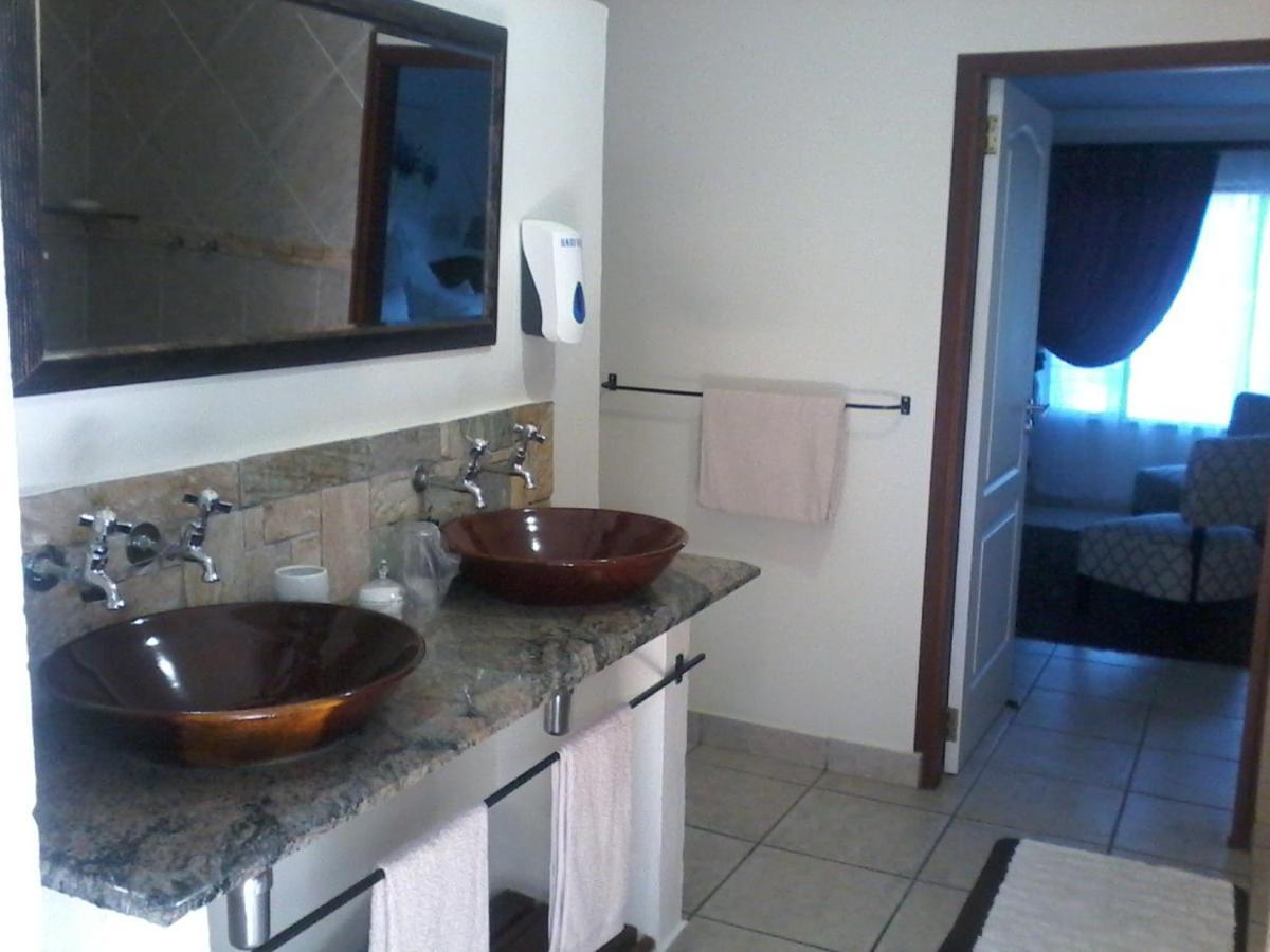 Akidogo Guest House Durban Esterno foto
